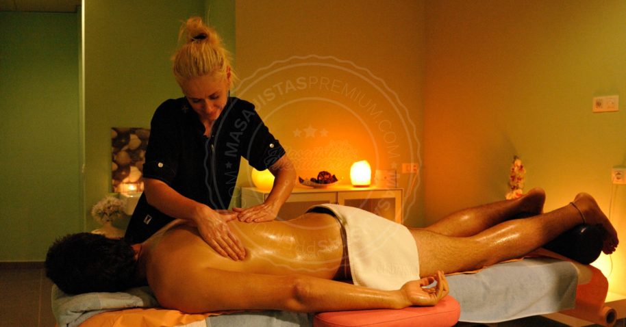 my-time-wellness-massatge-cerdanya-ecoresort-pirineus-1400x932